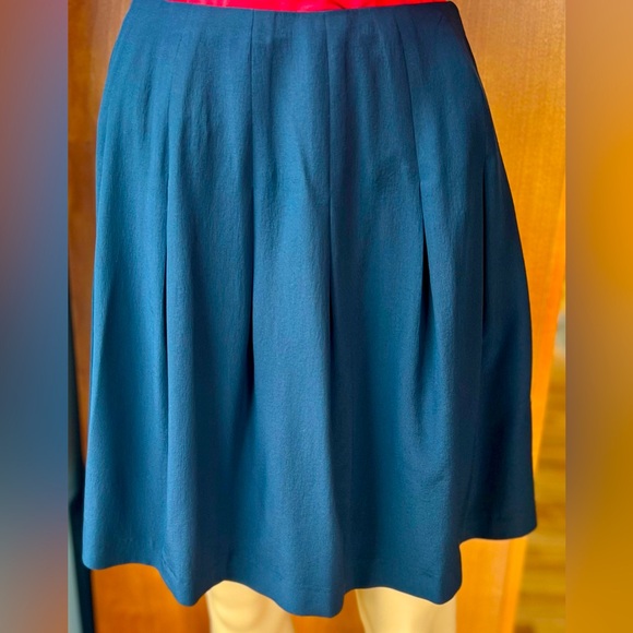 VALENTINO Spa Pleated Black Silk Skirt Size 6 - Picture 2 of 8